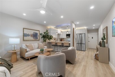 15344 Weddington Street #203 Photo