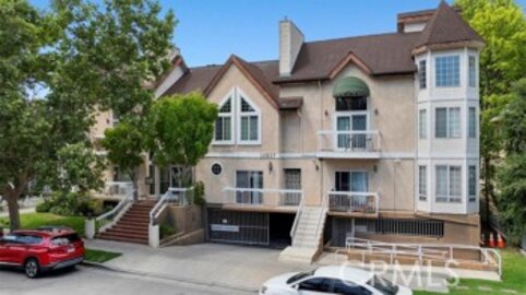 Magnificent Newly Listed Dickens Crest Condominium Located at 14937 Dickens Street #209
