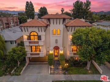 4360 Ventura Canyon Avenue #7 Photo