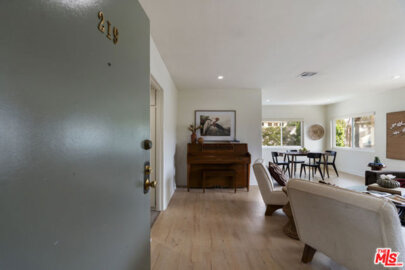 5055 Coldwater Canyon Avenue #219 Photo