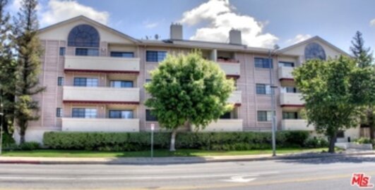 Extraordinary Hazelden Condominium Located at 14050 Magnolia Boulevard #107 was Just Sold