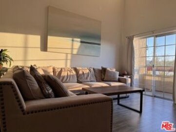 Outstanding Newly Listed Fulton Terrace Condominium Located at 4301 Fulton Avenue #305