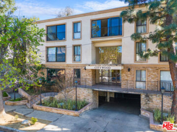15344 Weddington Street #209 Photo
